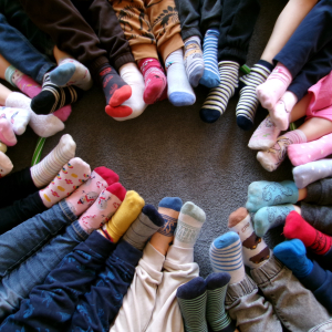 Zdjęcie przedstawia dzieci z grupy Sówki.