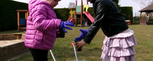 Przedszkolaki zakładają ogródki