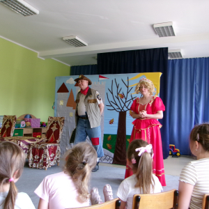 Zdjęcie przedstawia dzieci z grupy Motylki.